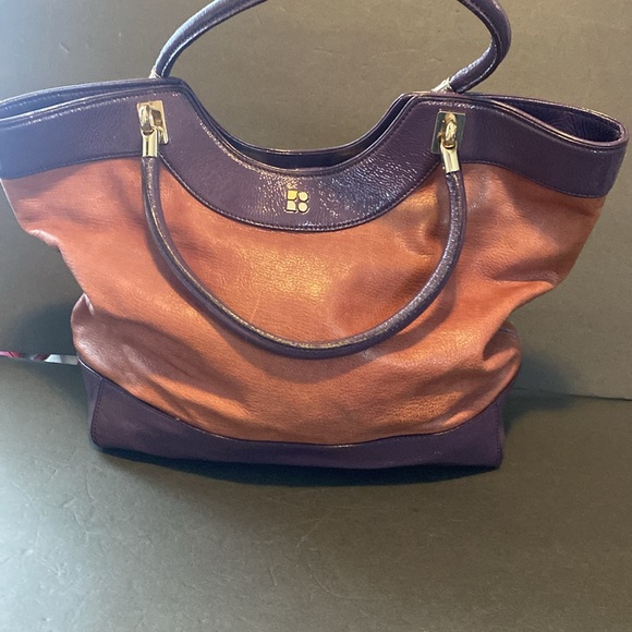 kate spade Handbags - ** FLASH SALE**Noel Kate Spade  purple patent leather and brown tote